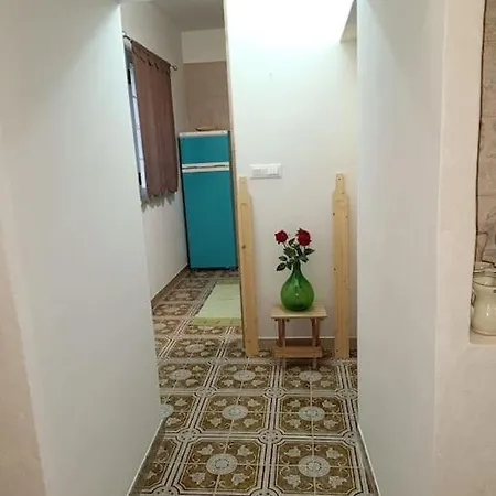 Lamia Da Grazia * Ostuni