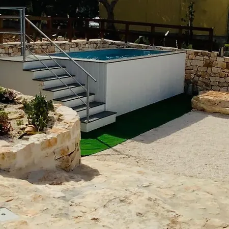 Lamia Da Grazia Ostuni